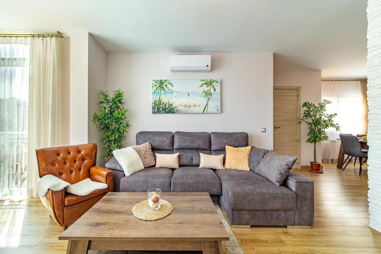 Perla de Malagueta Apartment Malaga Luaran gambar