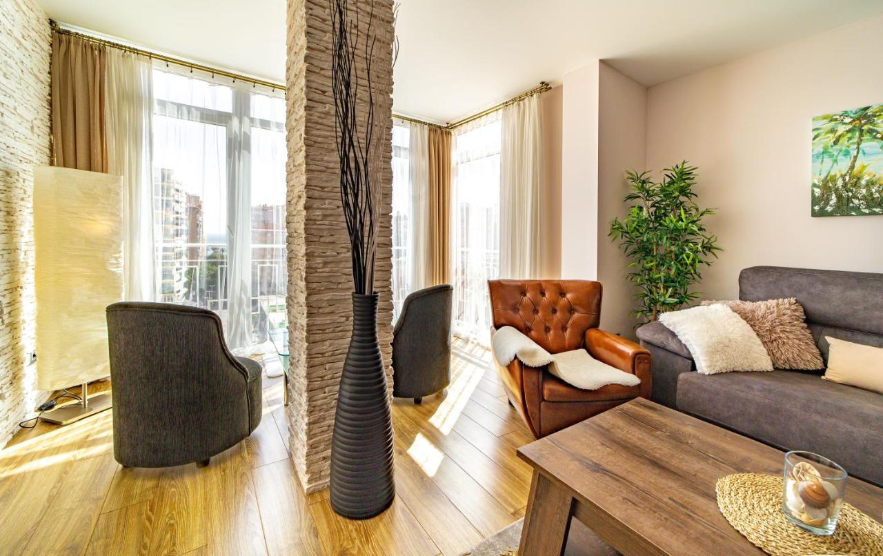 Perla de Malagueta Apartment Malaga Luaran gambar