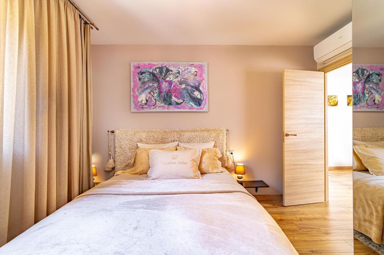 Perla de Malagueta Apartment Malaga Luaran gambar