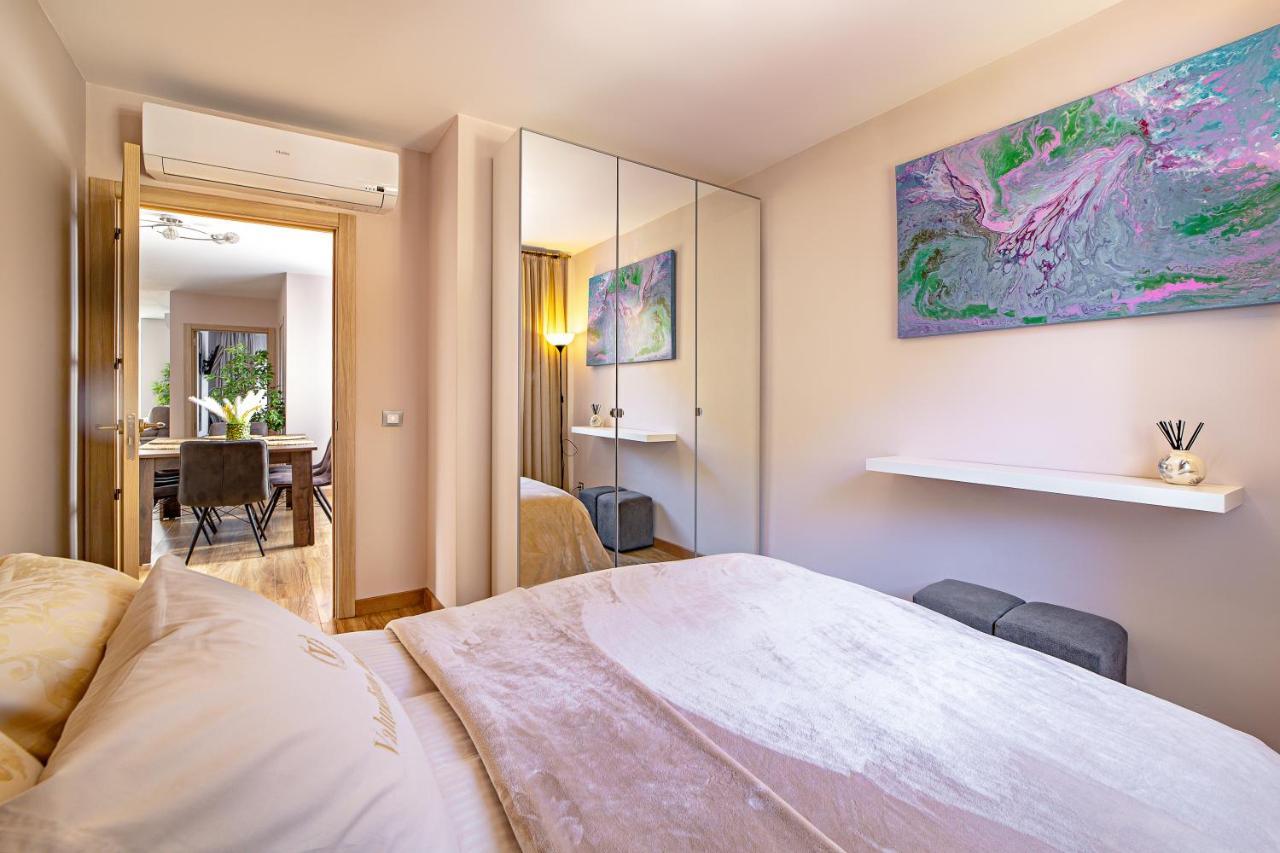 Perla de Malagueta Apartment Malaga Luaran gambar