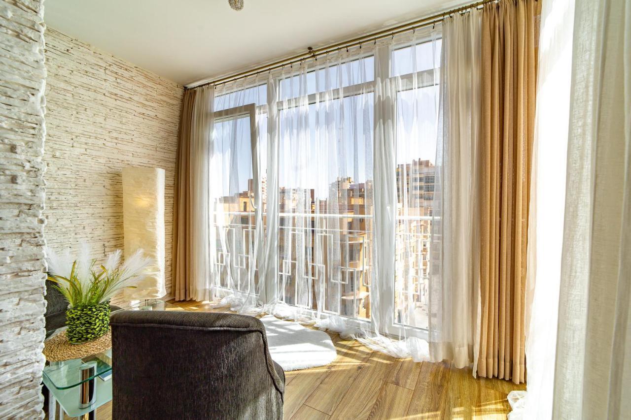 Perla de Malagueta Apartment Malaga Luaran gambar