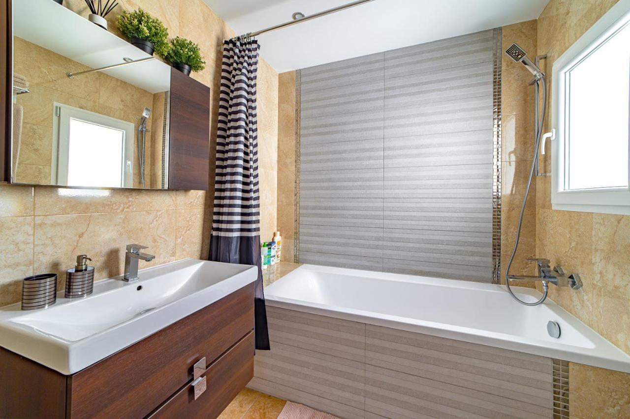 Perla de Malagueta Apartment Malaga Luaran gambar