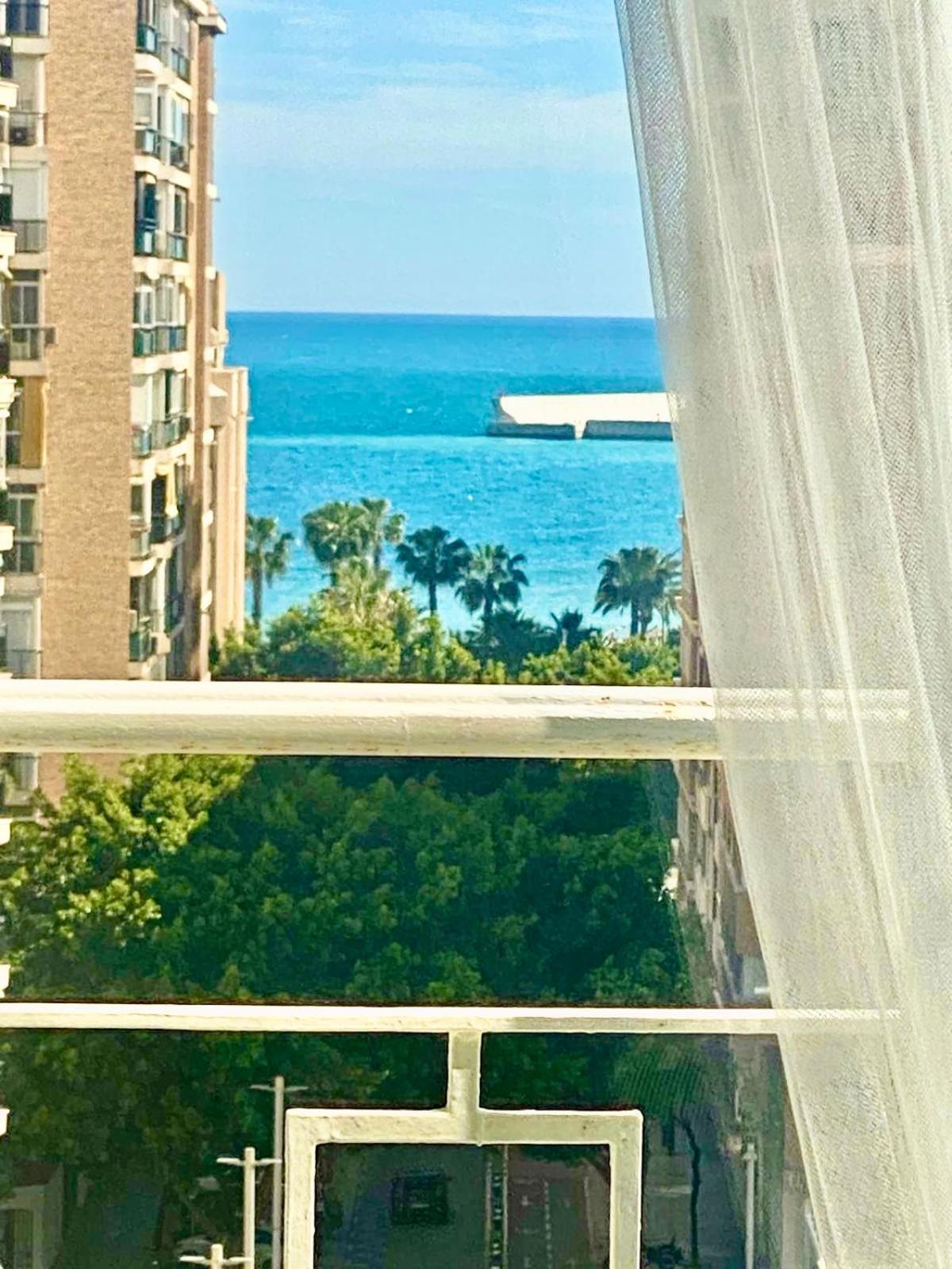Perla de Malagueta Apartment Malaga Luaran gambar